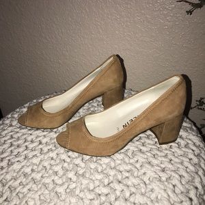 Anne Klein Suede Pump